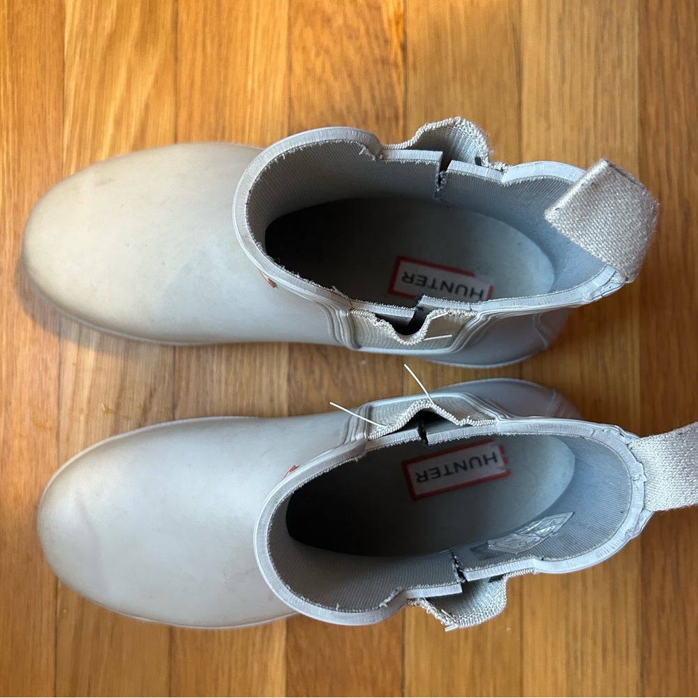 Hunter Original Waterproof Chelsea Rain Boot (Women)